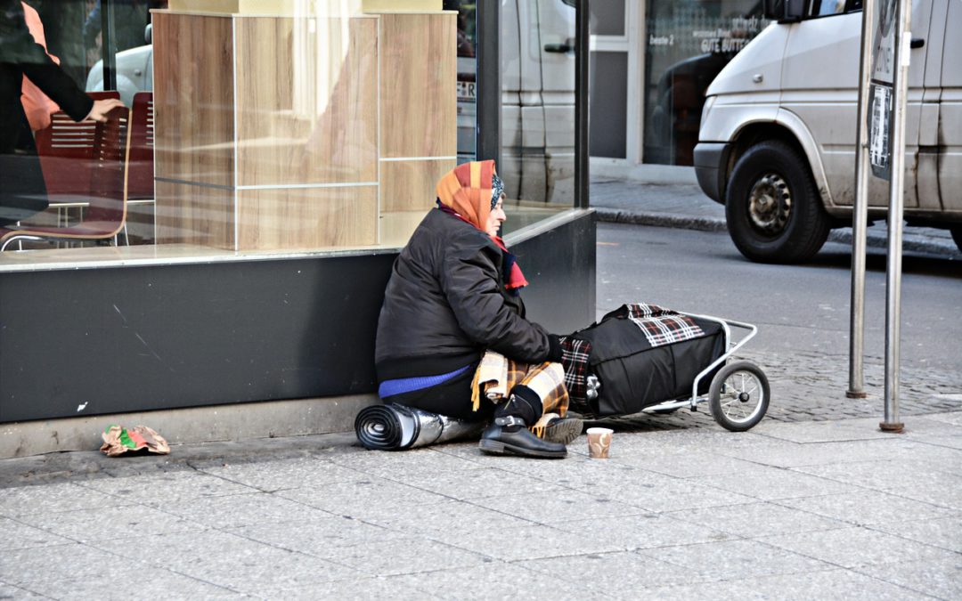 DERRUMBE SOCIAL: HAY 4.755.984 POBRES MÁS