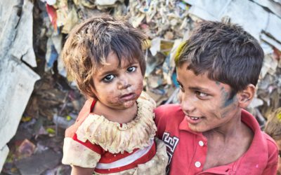 HAY UN NIÑO EN LA CALLE…, Y MUCHOS/AS LO ODIAN
